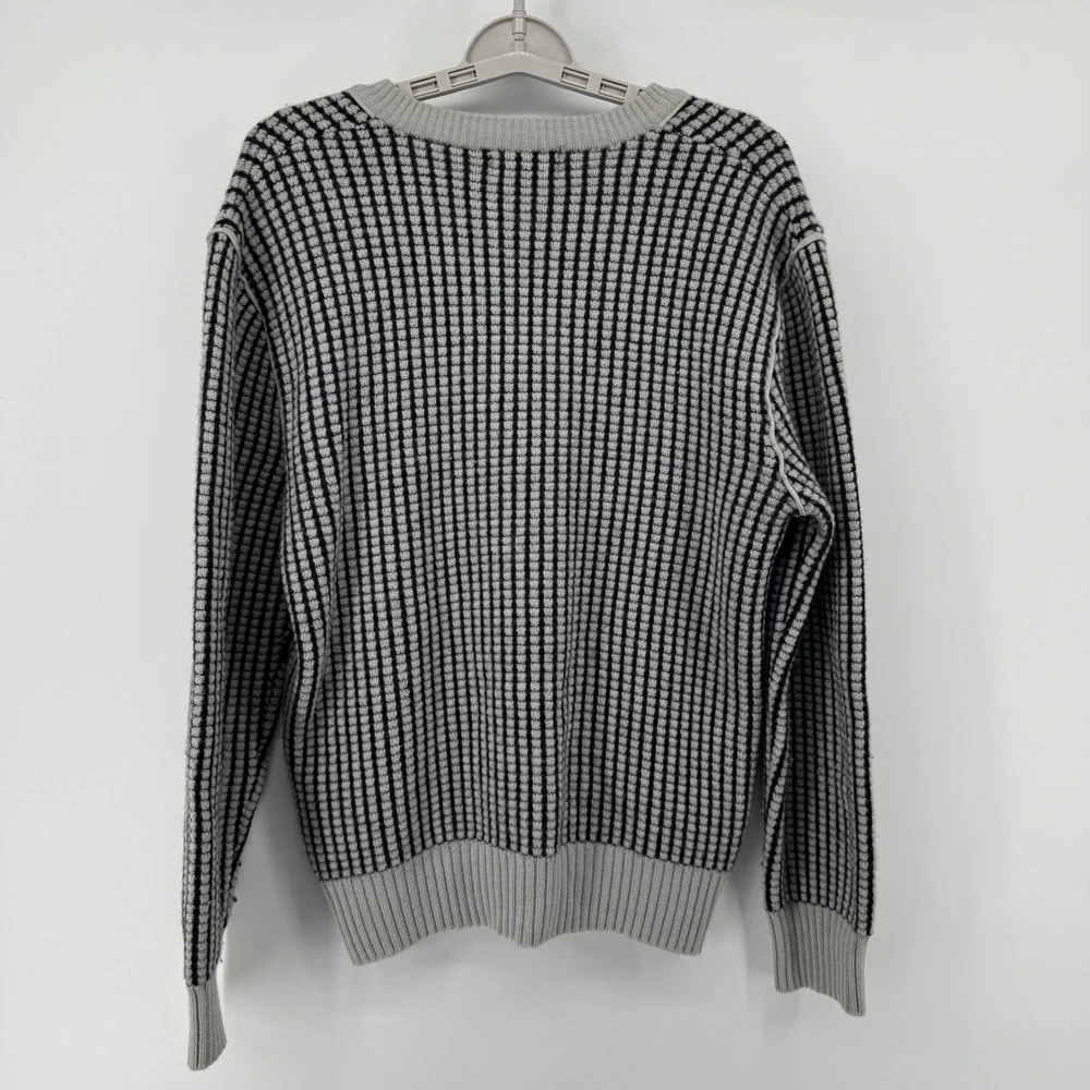 Le Roy Knit Men's XL Wool V-Neck Sweater Black Gray Patterned Long Sleeve - Picture 3 of 7
